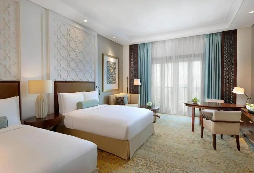 The Ritz-carlton, Dubai