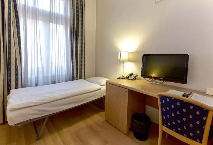 Fotos del hotel Tivoli Prague:  18