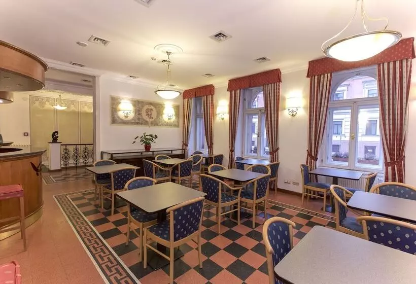 Fotos del hotel Tivoli Prague:  3