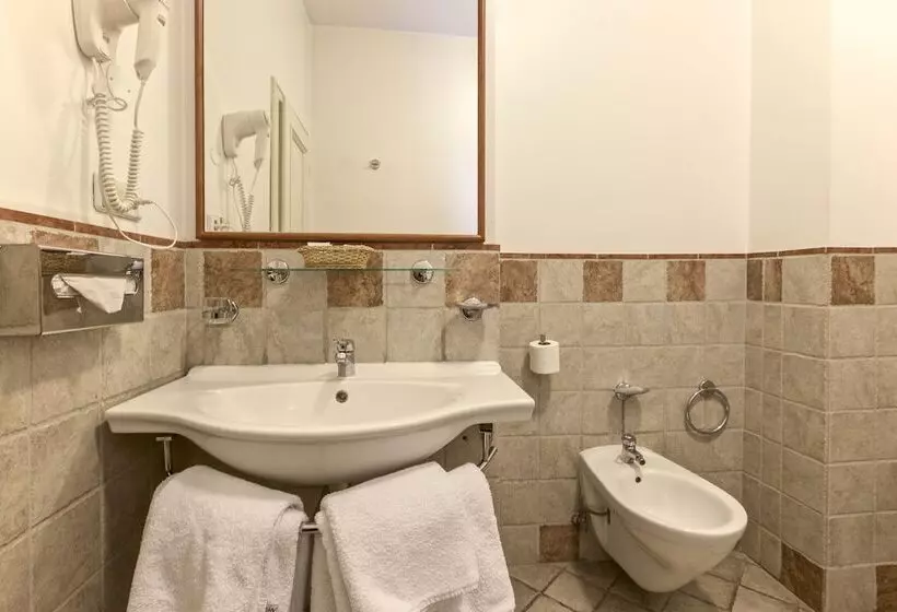 Fotos del hotel Tivoli Prague:  4