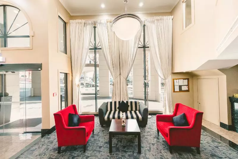 Fotos del hotel Parkside  & Apartments:  2