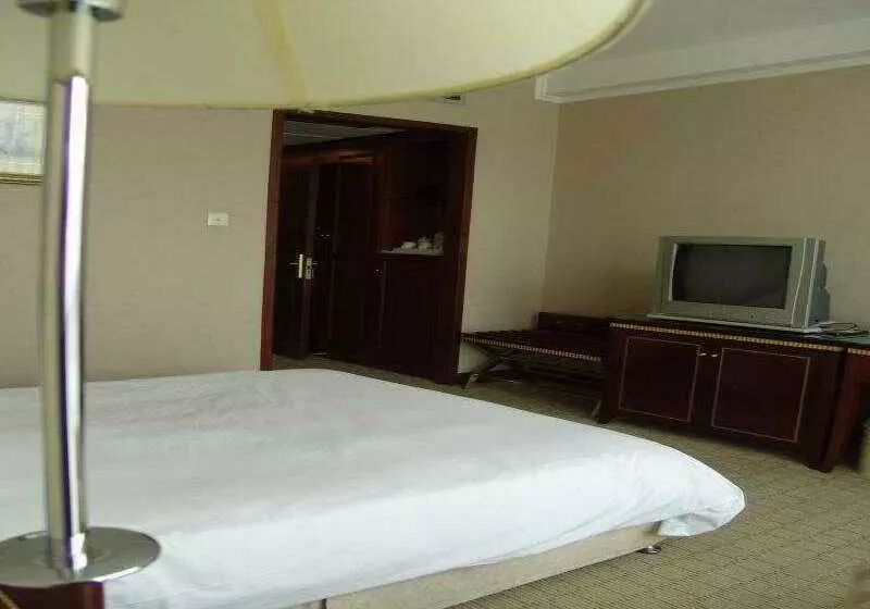 Fotos del hotel Ramada Plaza By Wyndham Shanghai Caohejing:  8