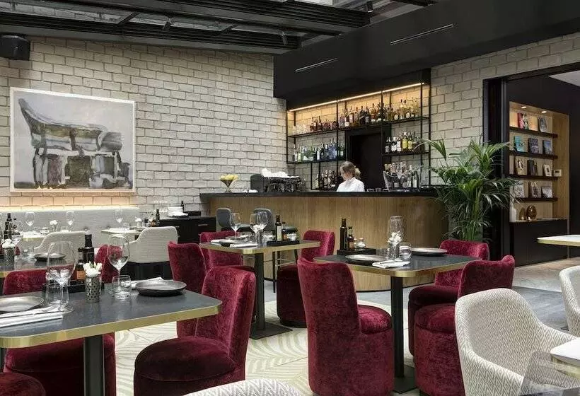 Fotos del hotel The Pavilions Madrid:  25