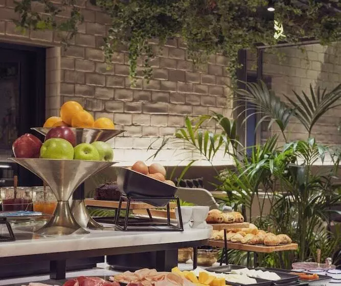 Fotos del hotel The Pavilions Madrid:  11