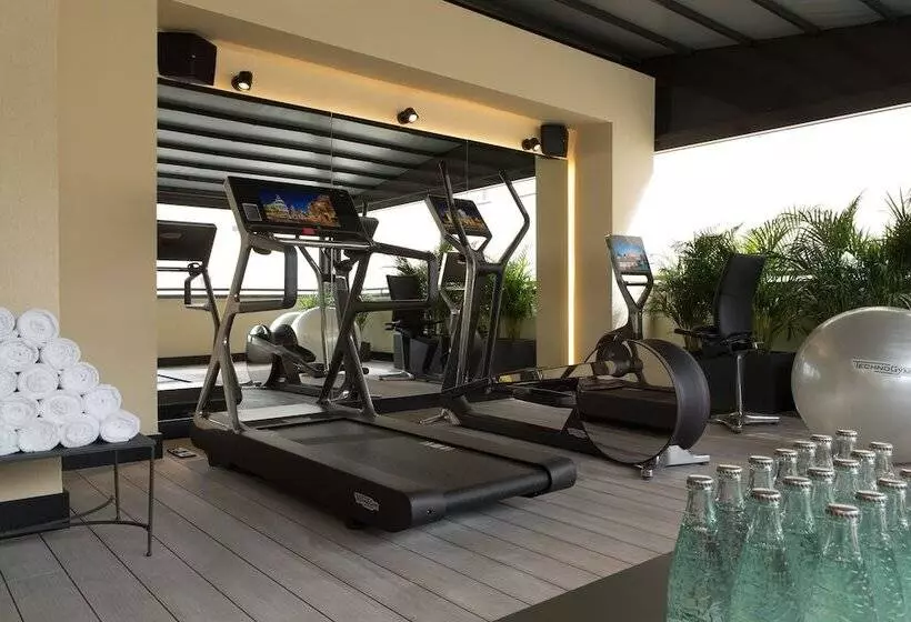 Fotos del hotel The Pavilions Madrid:  3