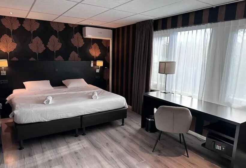 New West Inn Amsterdam