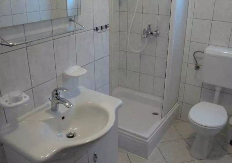 Fotos del hotel Apartments Jurjevic:  4