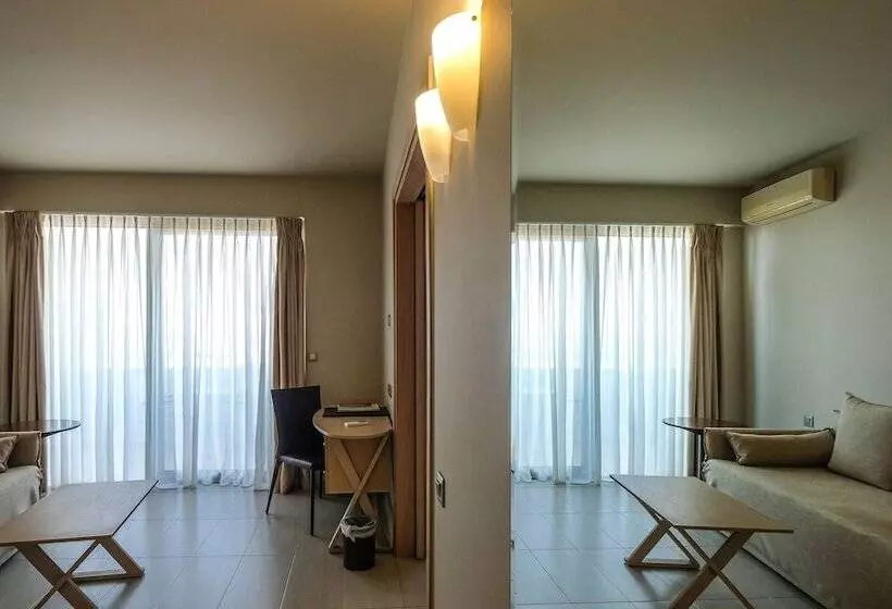 Fotos del hotel Achillion Palace:  25