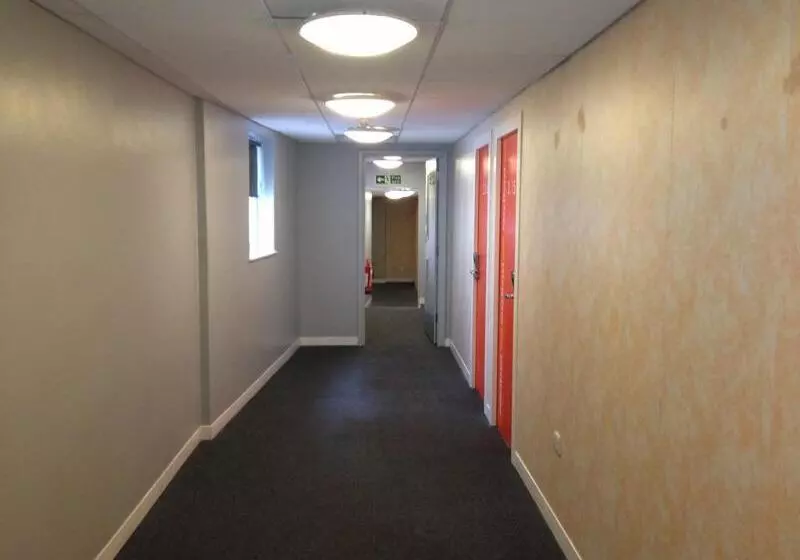 Fotos del hotel Easyhotel London Luton:  3