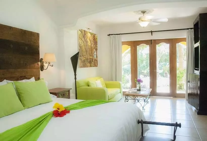 Fotos del hotel El Encanto Inn & Suites:  23