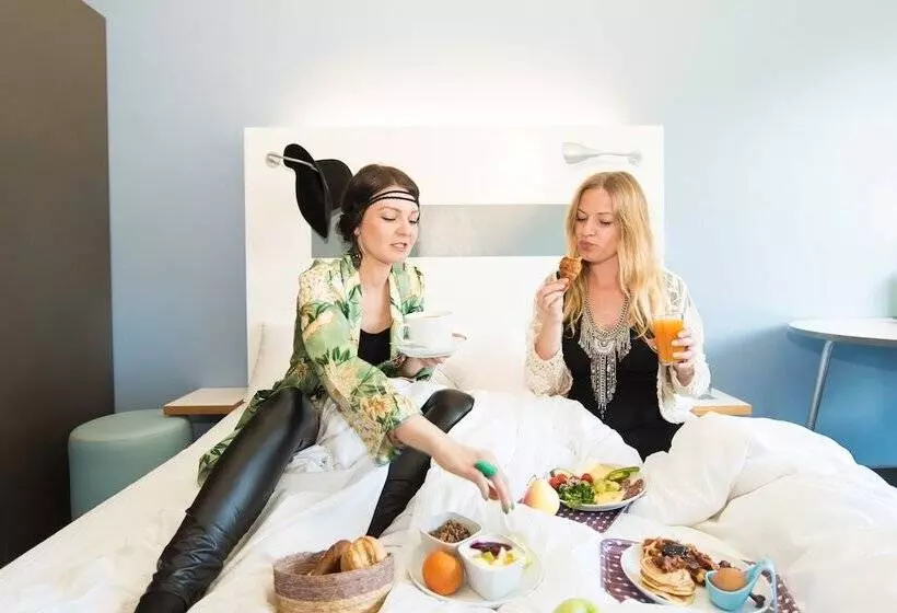 Fotos del hotel Ku'damm 101:  8