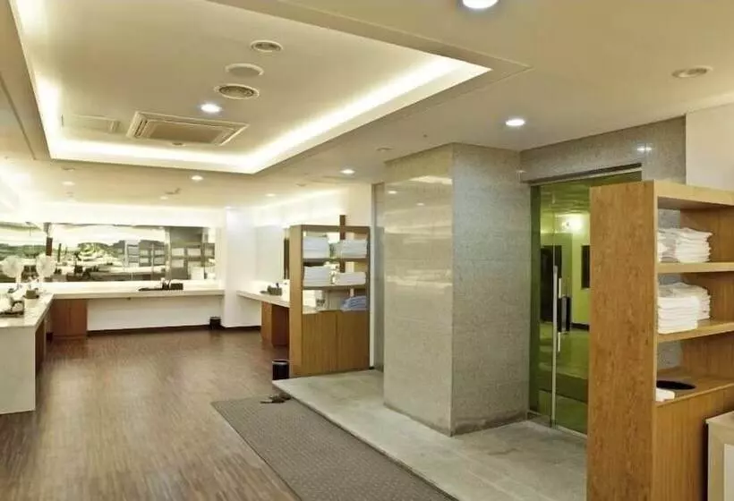 Fotos del hotel Mudeung Park:  3