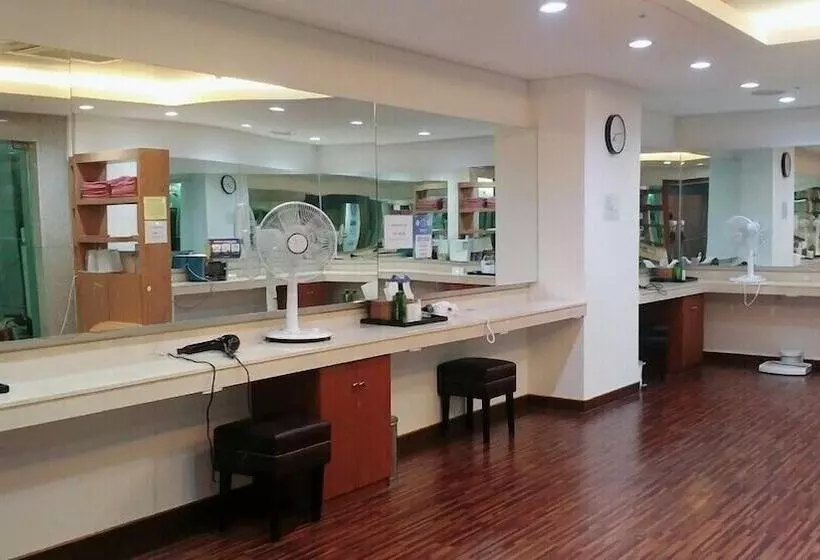 Fotos del hotel Mudeung Park:  25