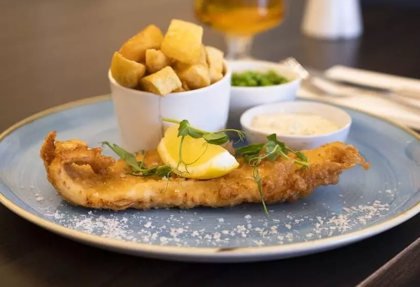 Fotos del hotel St George S:  24