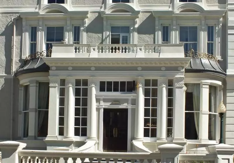 Fotos del hotel St George S:  9