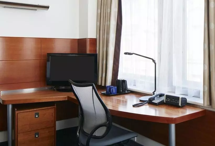 Fotos del hotel Club Quarters  St Paul S, London:  11