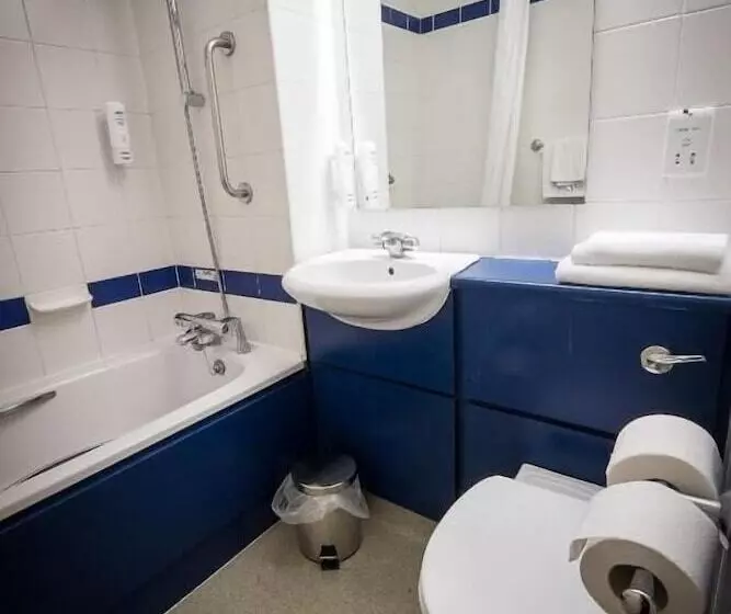Fotos del hotel Travelodge Belfast:  3