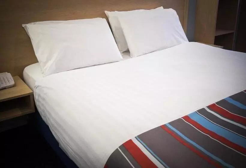 Fotos del hotel Travelodge Belfast:  25