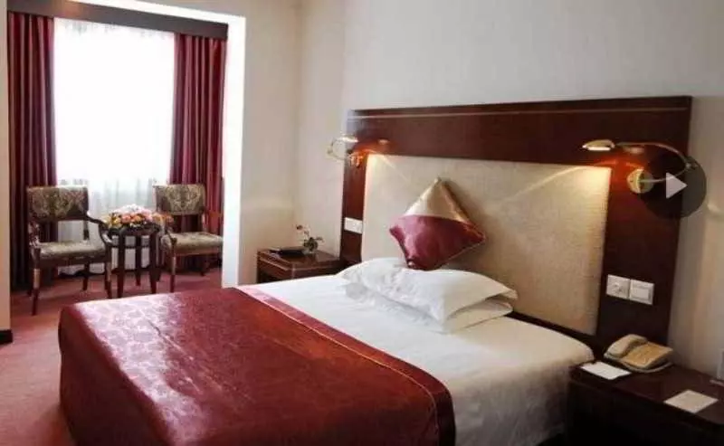 Fotos del hotel HuaJun Suite:  6