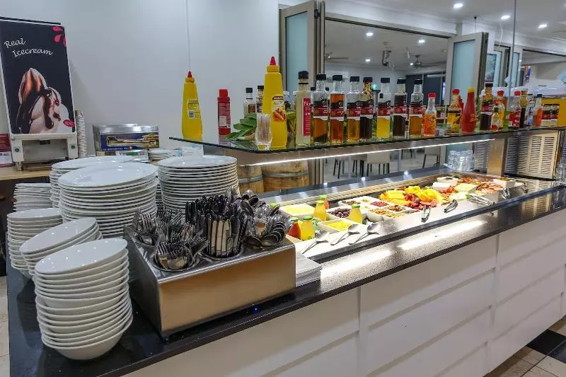 Fotos del hotel Clarion Hotel Marina Mackay:  25