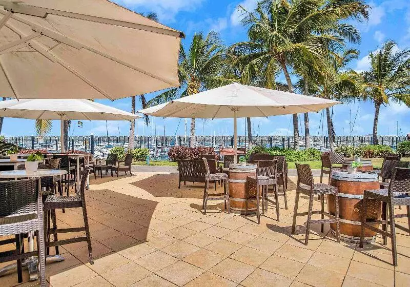 Fotos del hotel Clarion Hotel Marina Mackay:  22