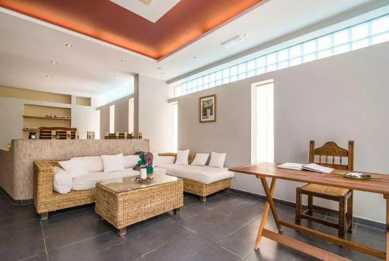 Antinea Suites & Spa