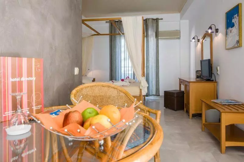 Fotos del hotel Antinea Suites & Spa:  8