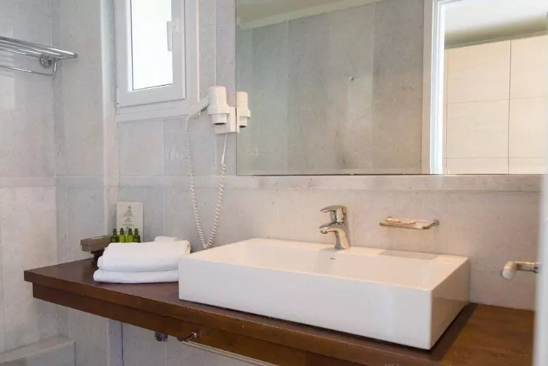 Fotos del hotel Antinea Suites & Spa:  5