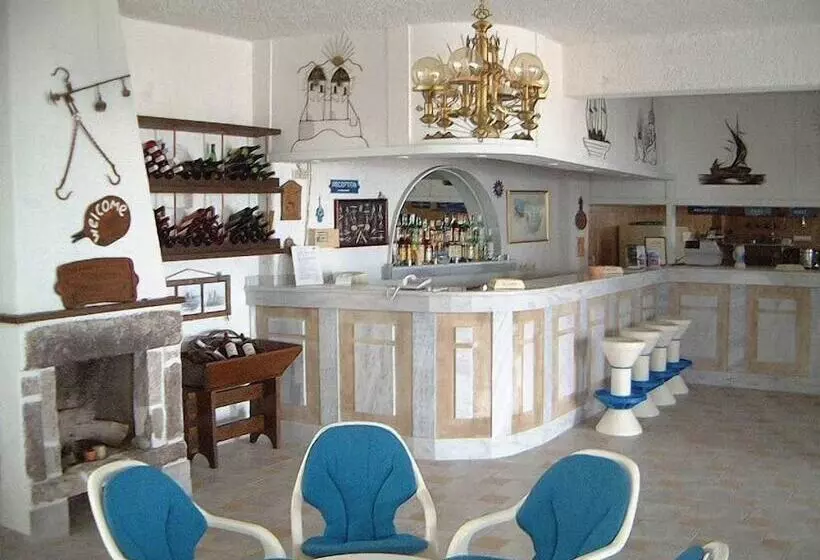 Fotos del hotel Olympic Villas:  4