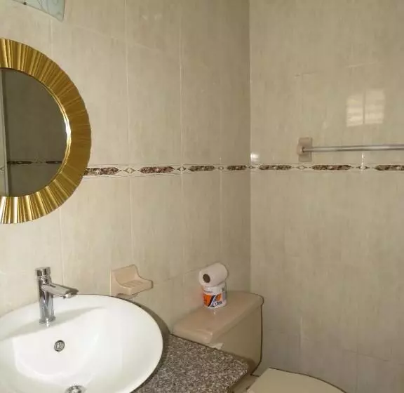 Fotos del hotel Costa Inn:  11