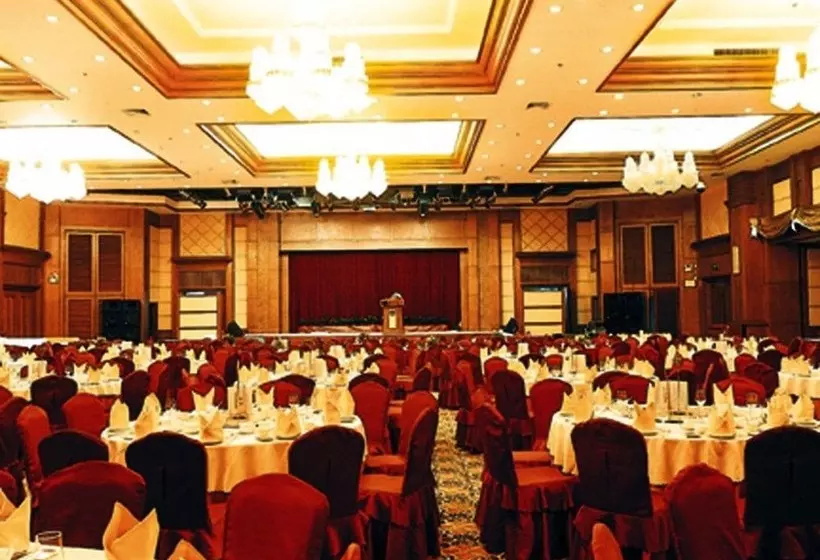 Fotos del hotel Gladden Hotel Shilong:  15