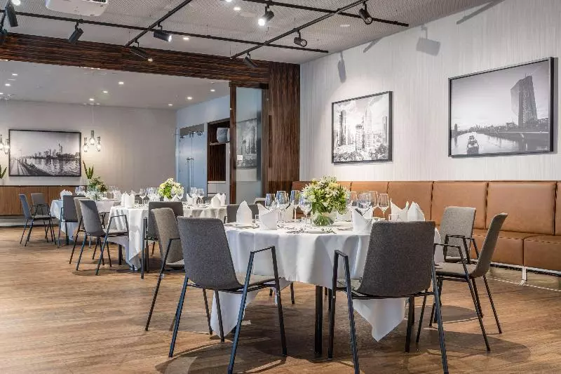 Fotos del hotel Radisson Blu Hotel Frankfurt:  7