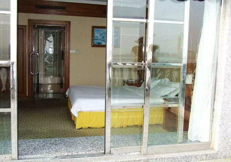 Fotos del hotel Santiago:  3