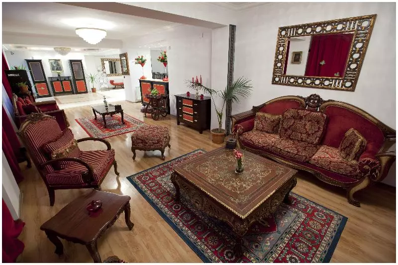 Phoenicia Suites