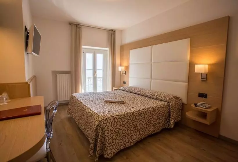 Fotos del hotel Europa:  18