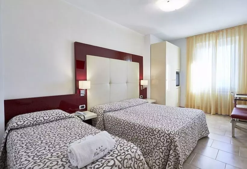 Fotos del hotel Europa:  25