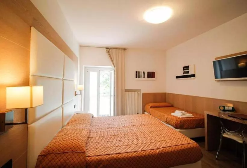 Fotos del hotel Europa:  10