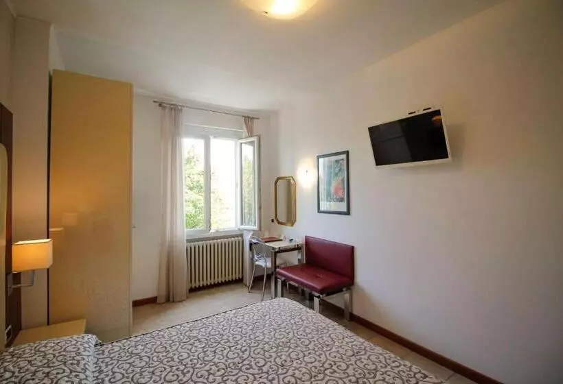 Fotos del hotel Europa:  13