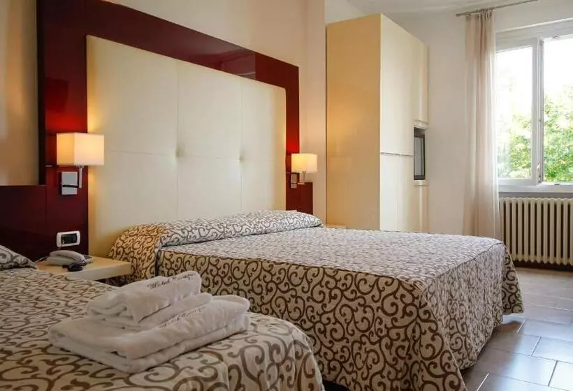 Fotos del hotel Europa:  15