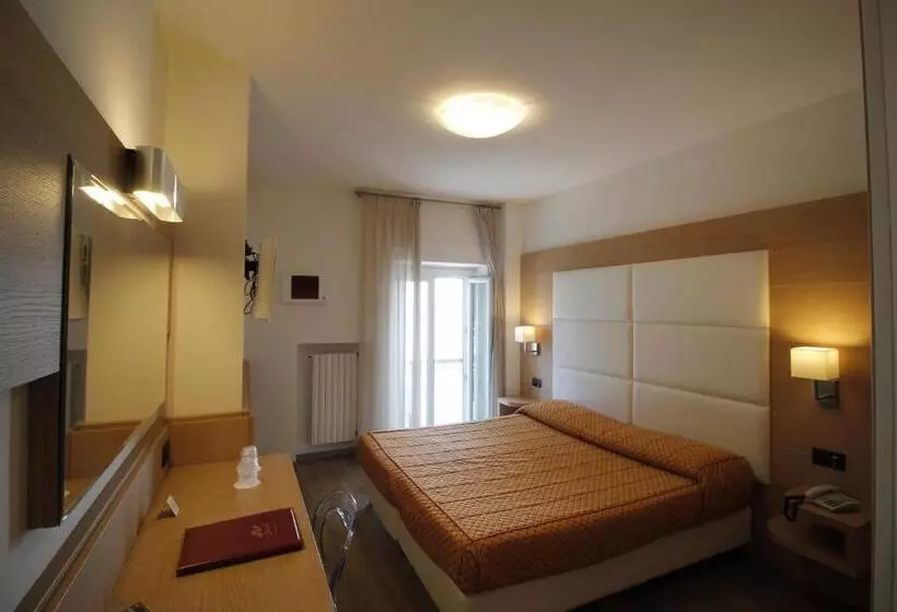 Fotos del hotel Europa:  2