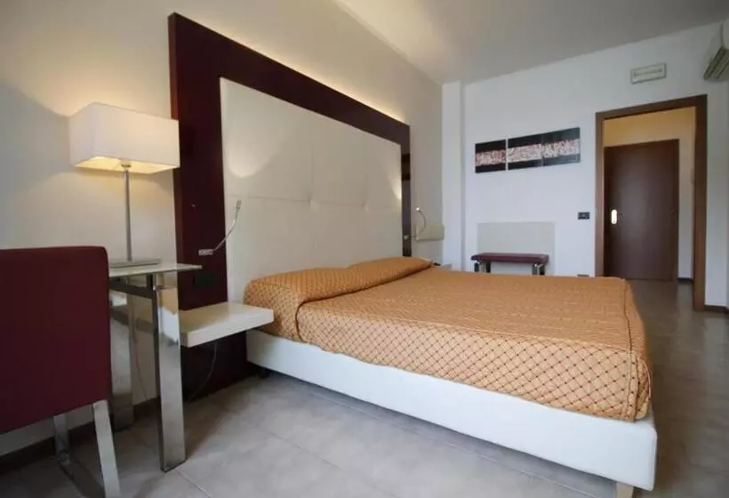 Fotos del hotel Europa:  9