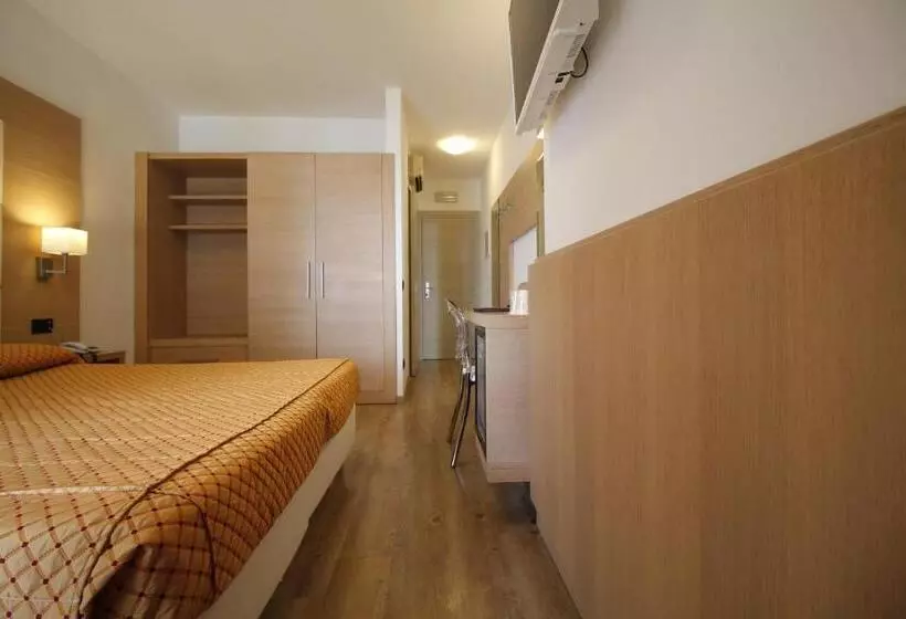 Fotos del hotel Europa:  5