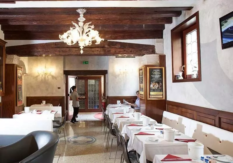 Fotos del hotel Ca  D Oro:  16