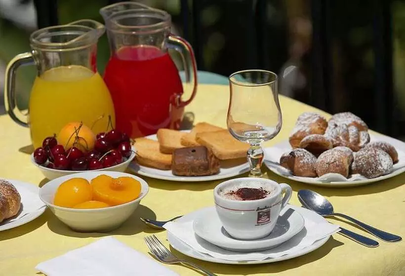 Fotos del hotel Sirena:  12