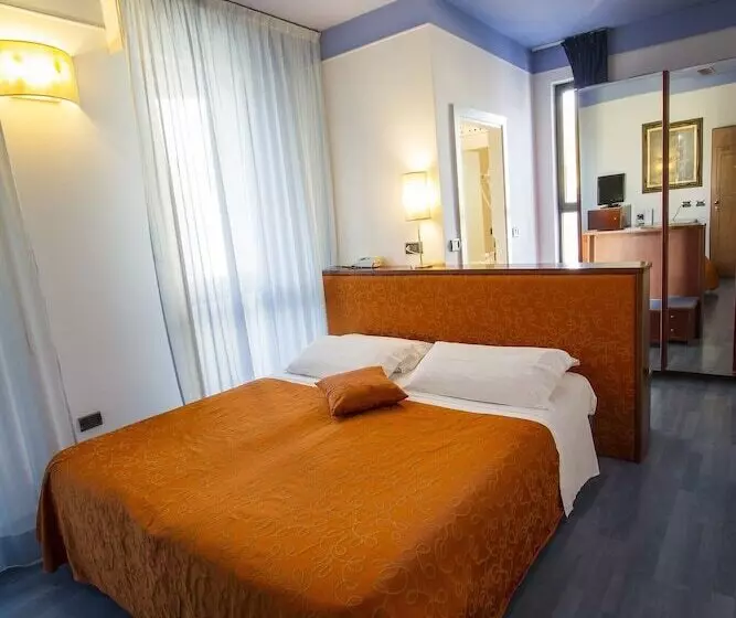 Fotos del hotel Sirena:  19