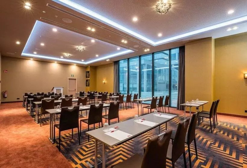 Fotos del hotel Leonardo Royal Hotel Barcelona Fira:  7