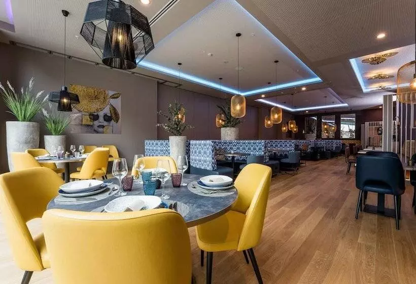 Fotos del hotel Leonardo Royal Hotel Barcelona Fira:  22