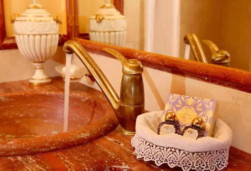 Fotos del hotel Albergo Ottocento:  3