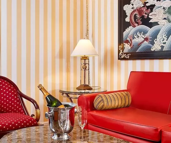 Fotos del hotel Orchard Hotel:  23