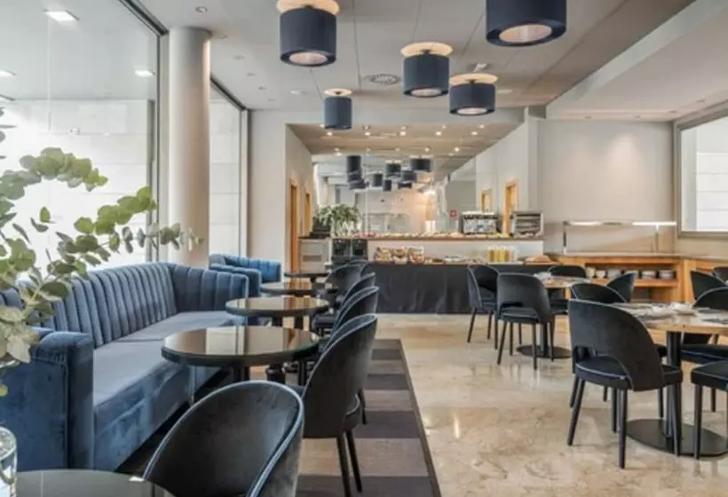 Fotos del hotel Antik San Sebastián:  5